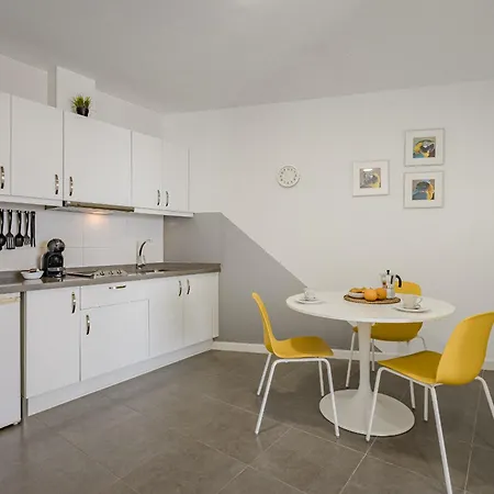 Rentonthebeach Nº7 Apartament