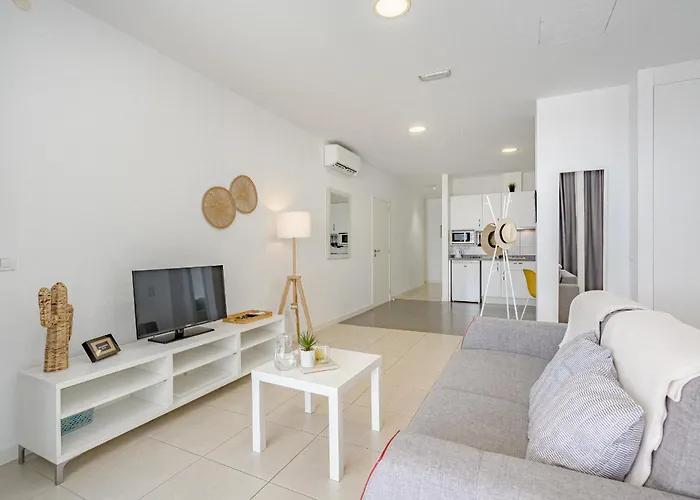 Apartmán Rentonthebeach Nº7 *