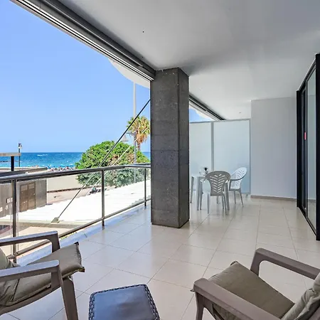 Rentonthebeach Nº7 * لوس كريستيانوس